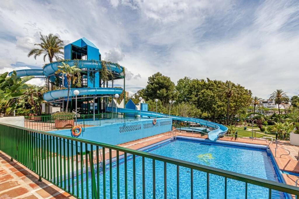 797 Holiday Rentals- Precioso Piso Con Vistas Al Jardin En Benalbeach Benalmadena Exterior photo