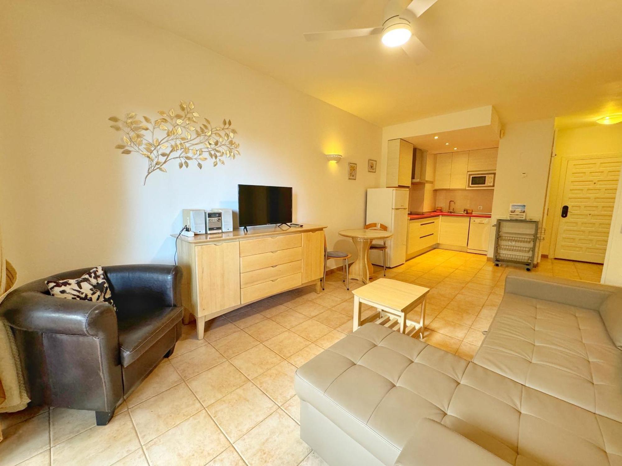 797 Holiday Rentals- Precioso Piso Con Vistas Al Jardin En Benalbeach Benalmadena Exterior photo